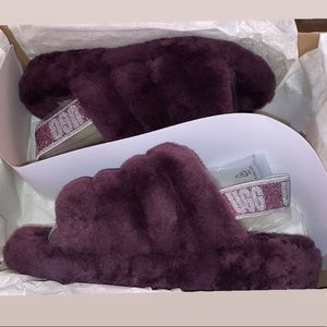 FLUFF YEA UGG SLIPPERS